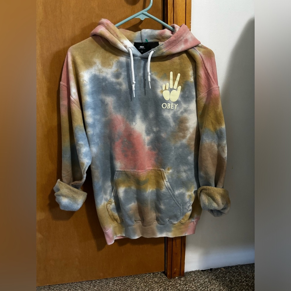 obey hoodie